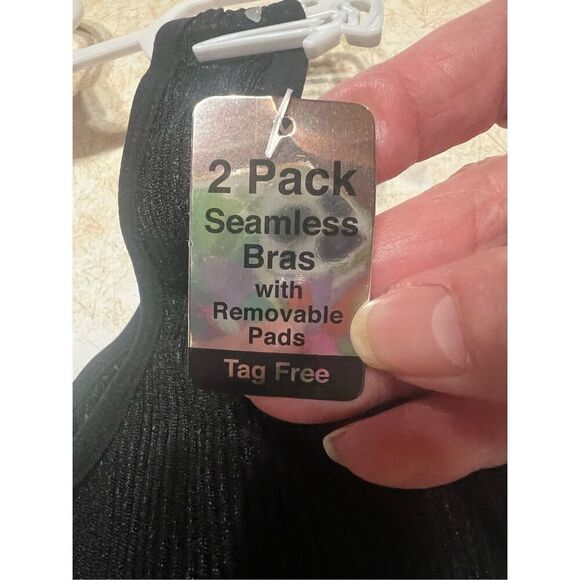 Bebe TWO PACK SEAMLESS MICROFIBER COMFORT BRAS Sz L Black/White NWT - Picture 6 of 6